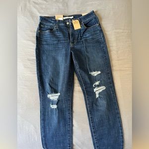 Levis jeans